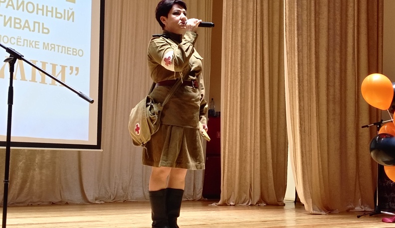 В Износковском районе состоялся межрайонный фестиваль военно-патриотической песни «Живи и помни»