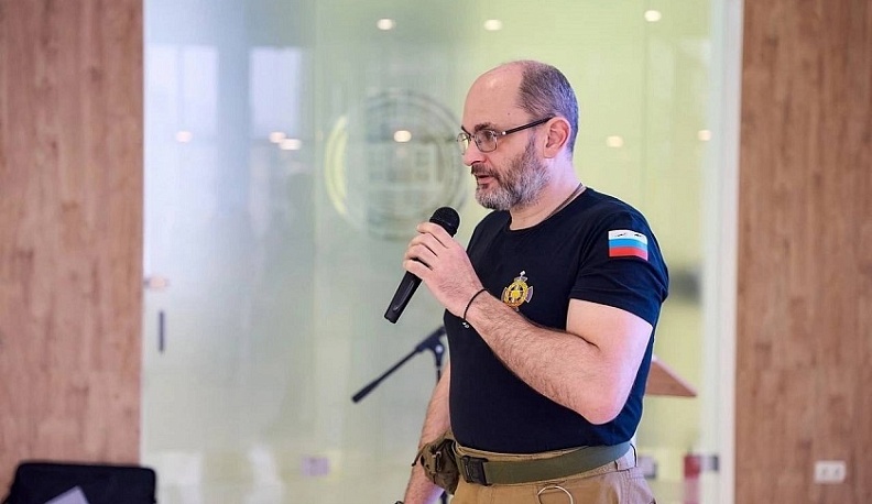 Владислав Шапша выразил уверенность в справедливом решении правоохранительных органов в административном деле фронтового хирурга Юрия Евича