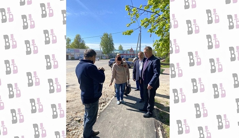 В Хвастовичах по нацпроекту построен тротуар на улице Димитрова