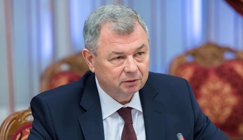 Анатолий Артамонов: «В Послании Президент сделал упор на оказание поддержки семьям и развитие экономики»