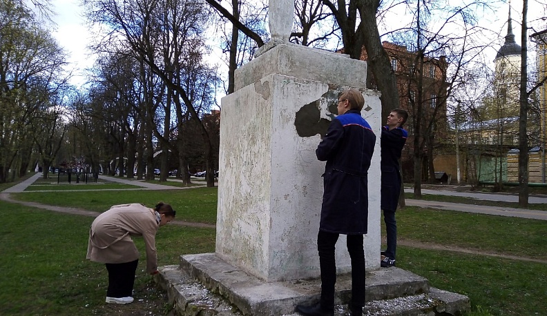 Распоряжение Горуправы Калуги по восстановлению скульптуры пионера соединилось с инициативой снизу