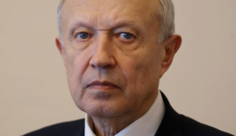 Владислав Шапша поздравил Виктора Бабурина с юбилеем