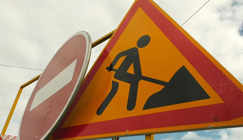 В Калуге в четверг перекроют улицу для ремонта трубы