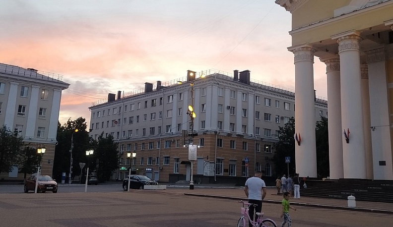 В Калуге 9 мая перекроют Театральную площадь и Яченскую набережную