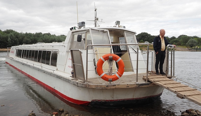 В Поленово калужан доставит по реке Оке корабль «Альтаир» на воздушной подушке