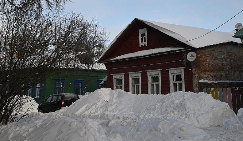 В Боровском районе жители вызывали скорую, чтобы им почистили дороги 