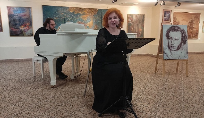 Для калужских студентов провели музыкальную экскурсию