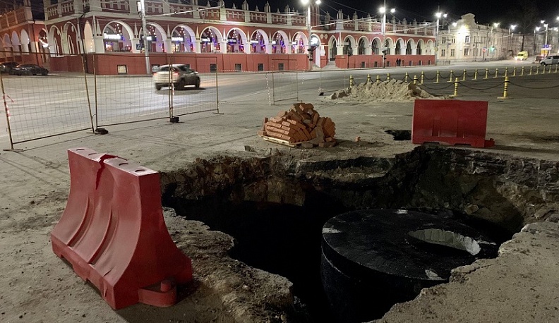 В Калуге на площади Старый Торг установят наружный пожарный гидрант