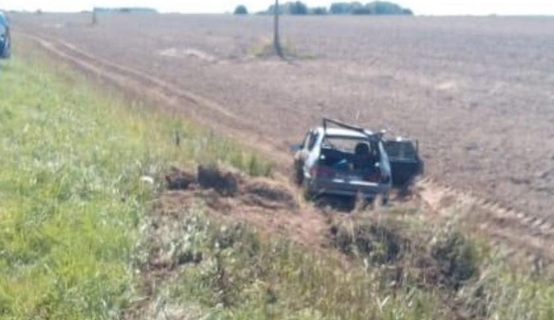 27-летний водитель перевернувшегося ВАЗа погиб