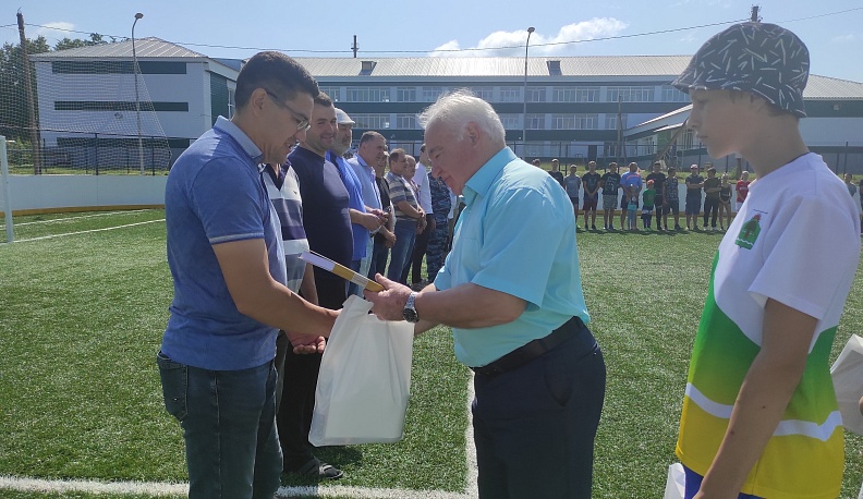 В Износках прошло чествование ветеранов боевых действий