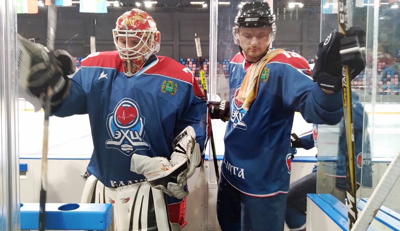 В финале турнира памяти Сергея Литвинова сыграют хоккеисты Калуги и Обнинска