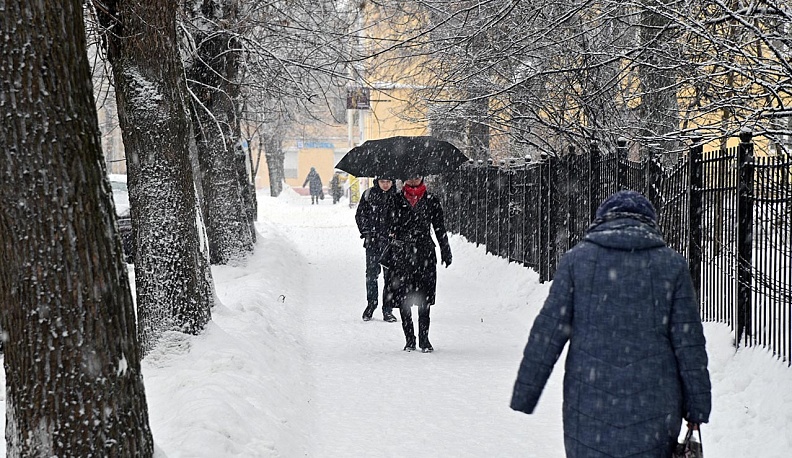 А снег всё не проходит…