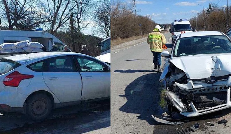 Два «Форда» столкнулись на трассе в Жуковском районе