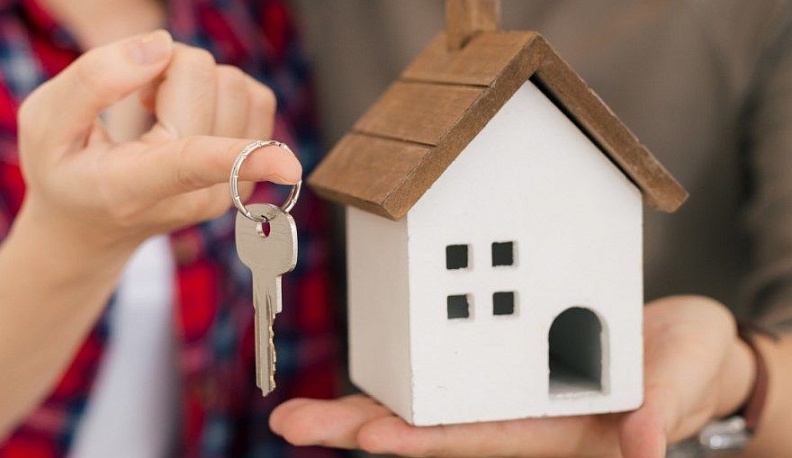 Жителей Боровского района переселяют из аварийного жилья в новые квартиры