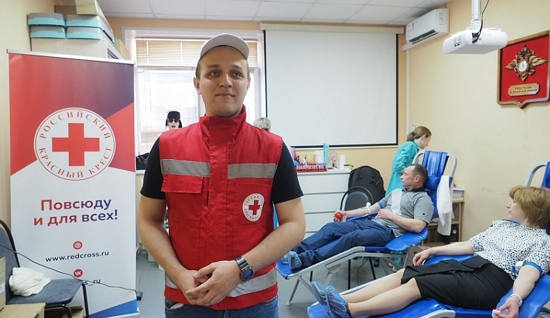 Более 8 литров крови сдали добровольцы на донорской акции в честь Дня космонавтики