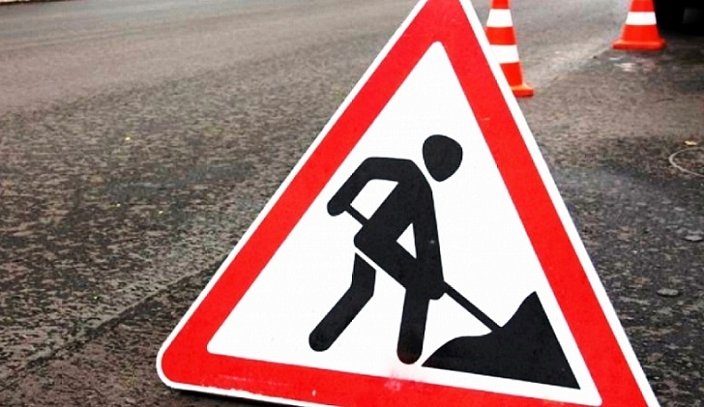 В Калуге на Правобережье начали укладывать асфальт