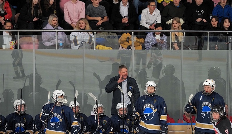 Калужане стартовали в Юниорской хоккейной лиге