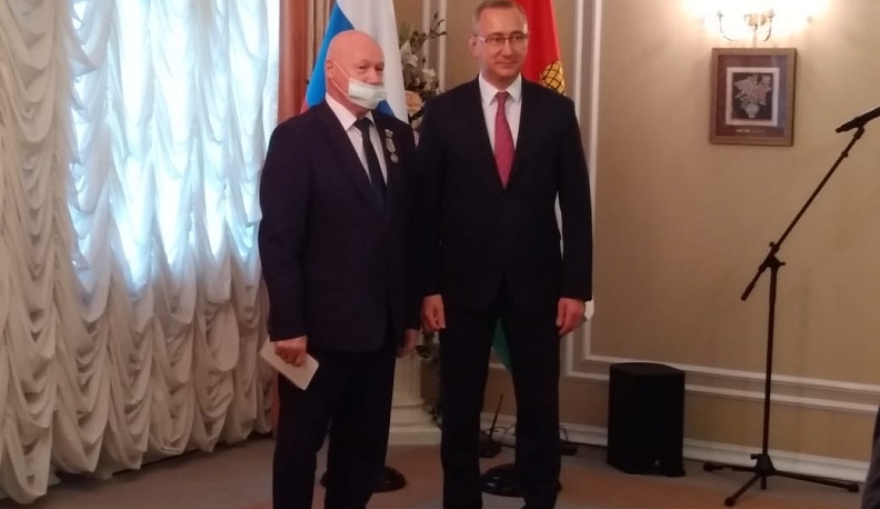 Владислав Шапша наградил калужских паралимпийцев медалями