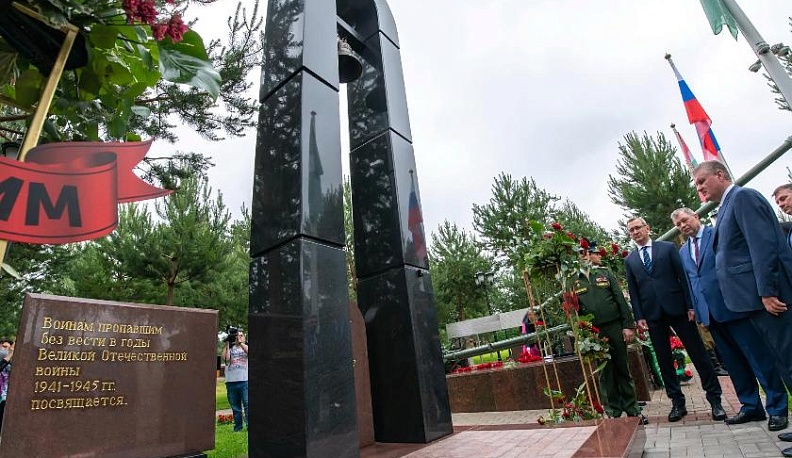 По ушедшим в вечность звонит колокол