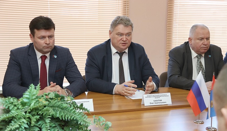 Олег Калугин встретился с депутатами Городской Думы Калуги