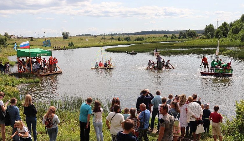 Выплывали расписные... мещовские плоты