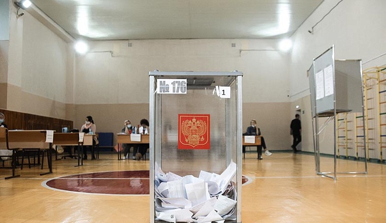 Экзит-поллы: шесть партий прошли пятипроцентный барьер на выборах в областной парламент