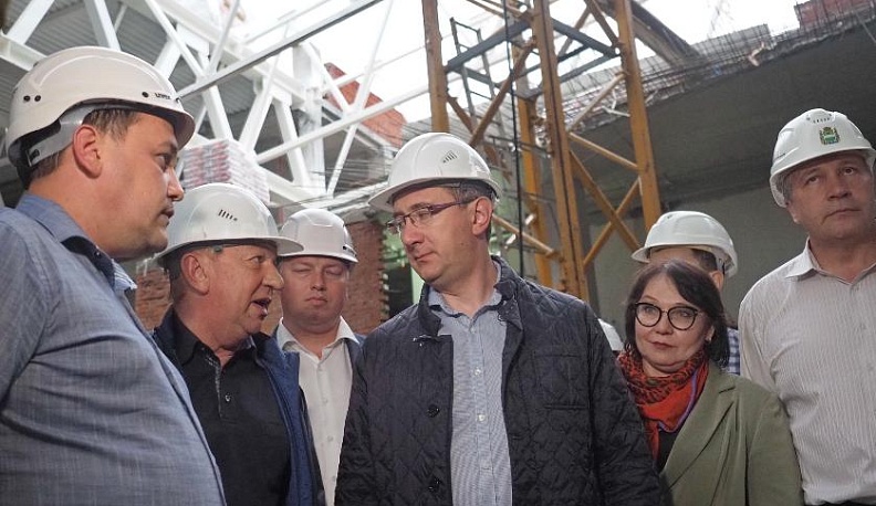 Владислав Шапша поручил максимально ускорить строительство нового Дворца спорта в Калуге