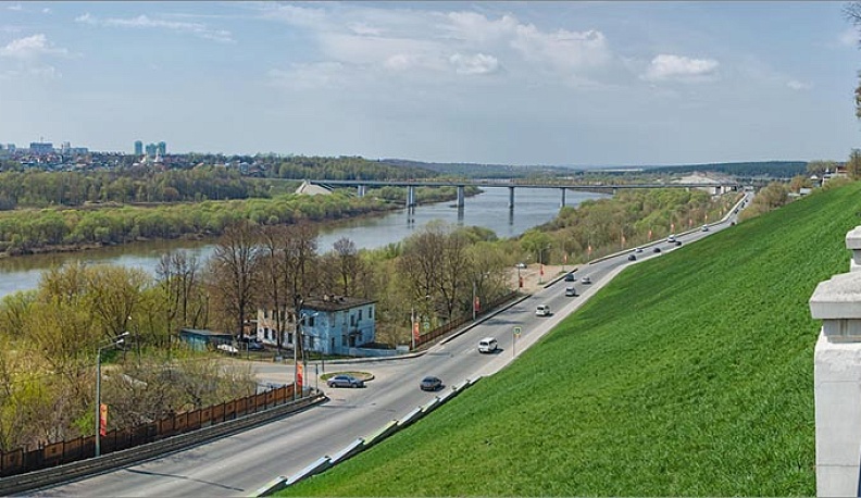 Денисов попросил калужан подождать с благоустройством набережной Оки