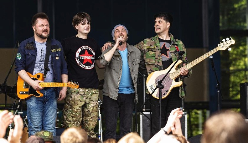 Памяти героев