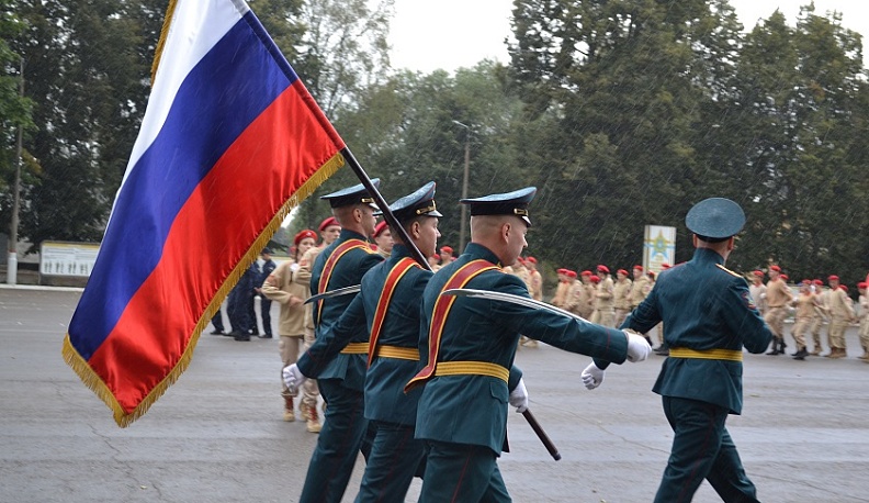 В Козельске открылся пятый военно-патриотический полевой лагерь для юнармейцев области