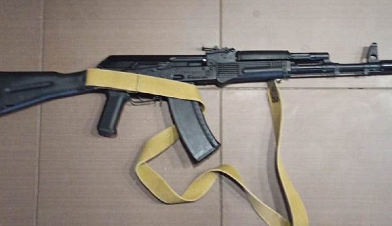 В Обнинске на улице задержали мужчину с автоматом