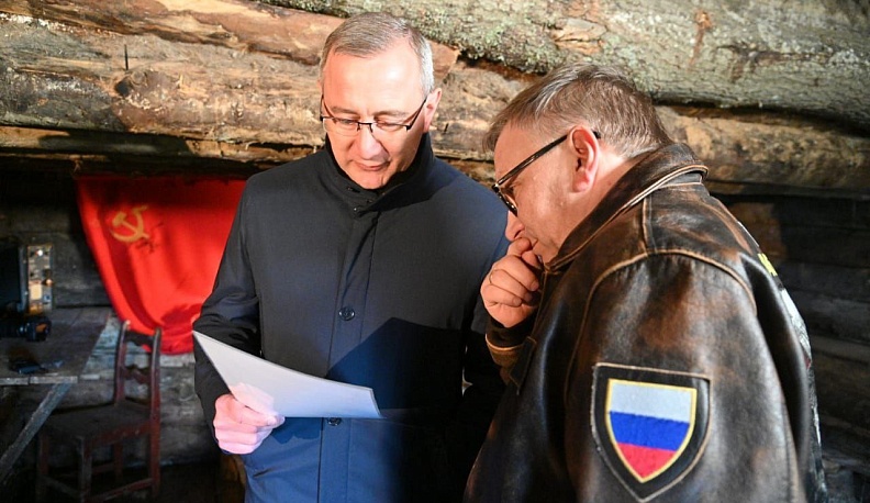 Владислав Шапша зачитал одно из фронтовых писем