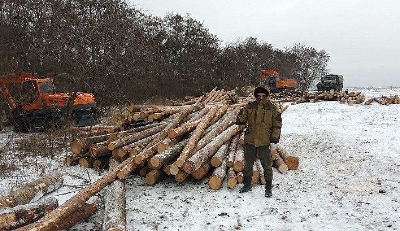 Волонтеры из Курска привезли участникам спецоперации пиломатериалы