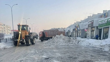 В Калуге уборка снега продолжается в режиме нон-стоп
