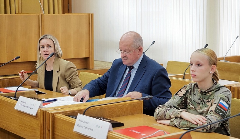 В Калуге обсудили деятельность регионального отделения Движения Первых