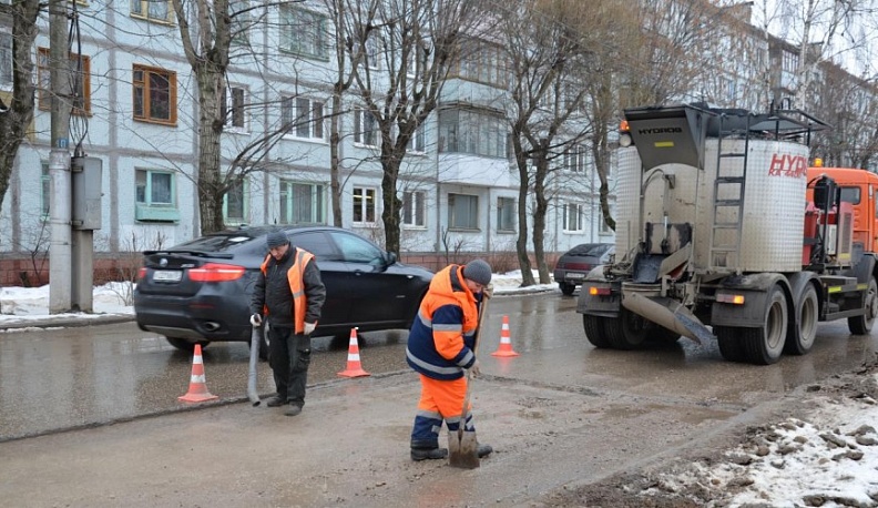 Ямочный ремонт калужских дорог закончат к началу мая