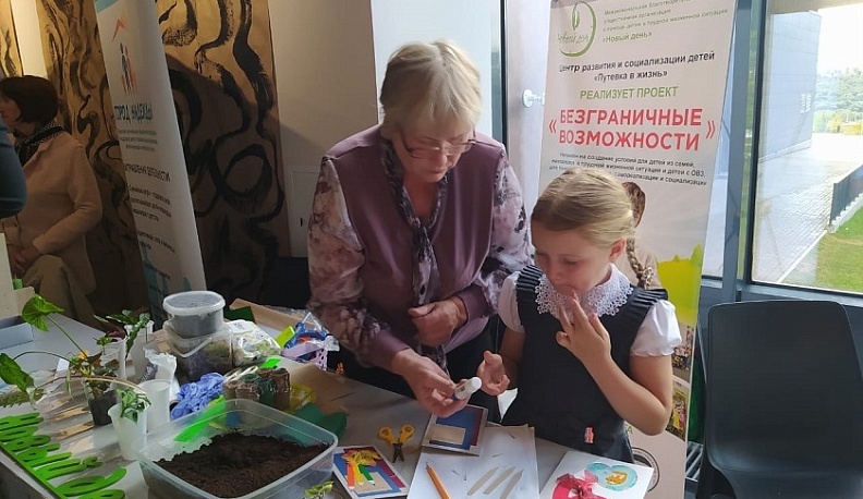 Выставкой некоммерческих организаций региона в Калуге открылся IV Гражданский форум