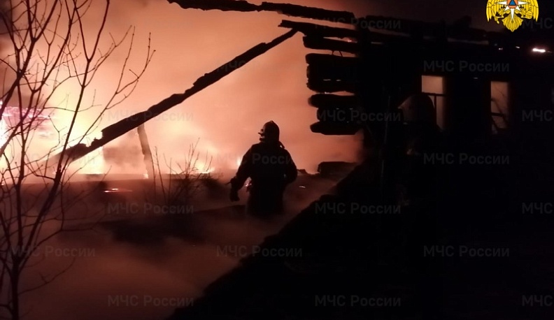 За ночь в Калужской области вспыхнуло два пожара