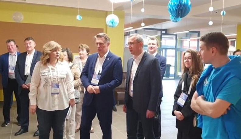 Владислав Шапша работает на Всероссийском форуме студентов-медиков и молодых врачей