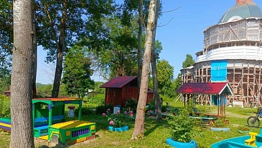 Сельский храм Вознесения Господня благоустраивают в Тарусском округе