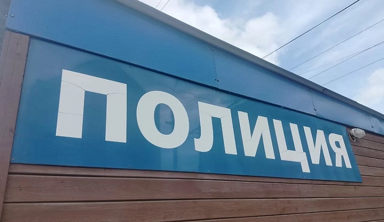 В Малоярославецком районе мужчина нанес ножевые ранения местному жителю