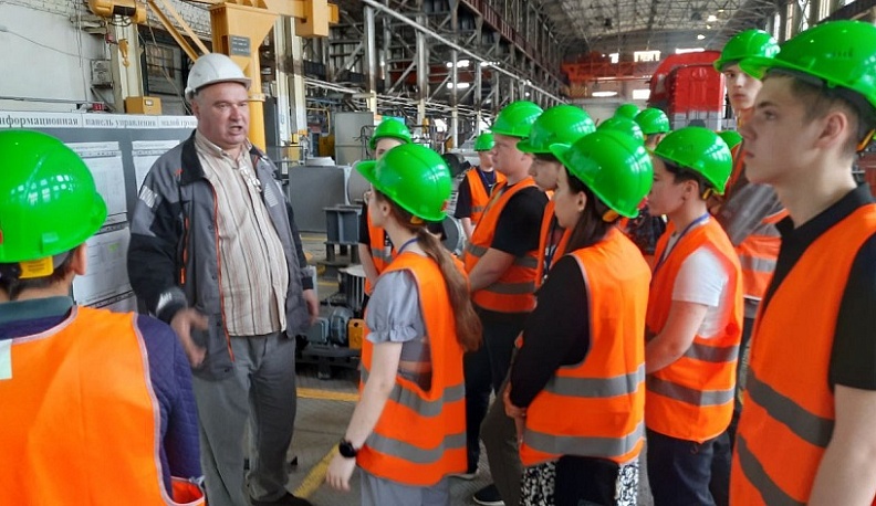 Калужские школьники познакомились с предприятиями региона