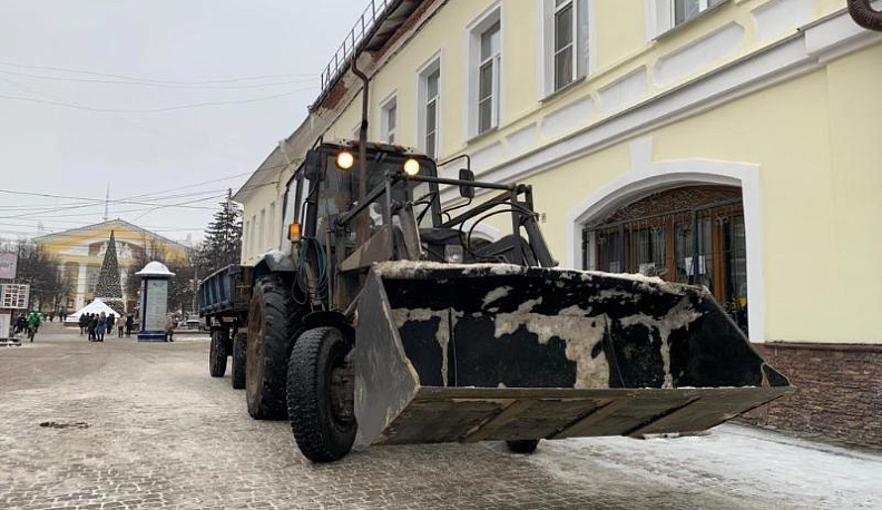 В воскресенье с улиц Калуги вывезли 1270 кубометров снега