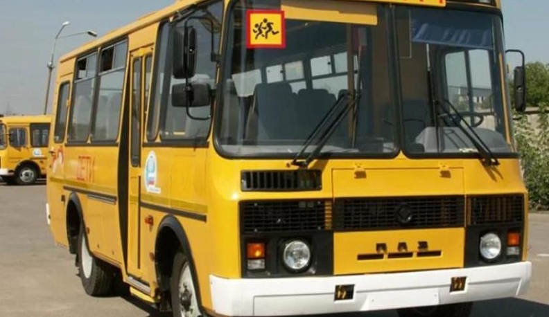 В Калуге организовали доставку детей до Верхней Вырки школьным автобусом