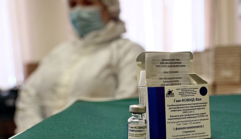 Илья Соваков: «Вакцинация – единственный способ сформировать коллективный иммунитет»