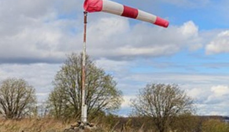 МЧС предупреждает о сильном ветре в Калужской области 