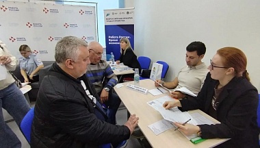 На ярмарке вакансий в Дзержинском муниципальном округе появился новый работодатель