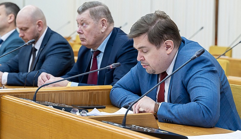 В Калужской области сохраняется социальная стабильность в трудовых коллективах