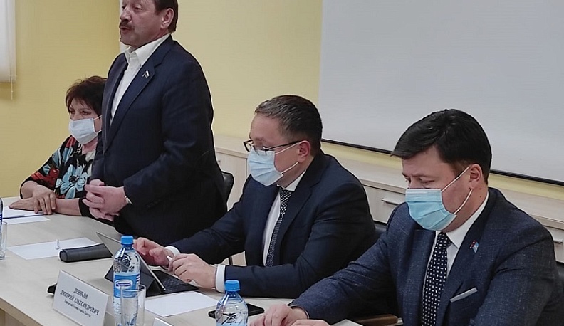 Геннадий Скляр начал встречи с активом территориальных общин Калуги