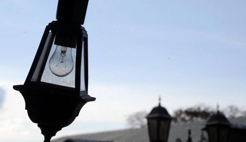 Сегодня энергетики отключают электричество в Калуге и пригородах